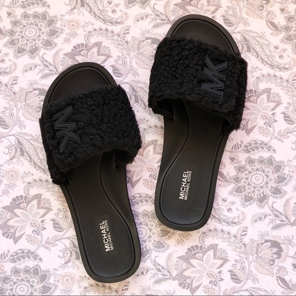 michael kor slippers